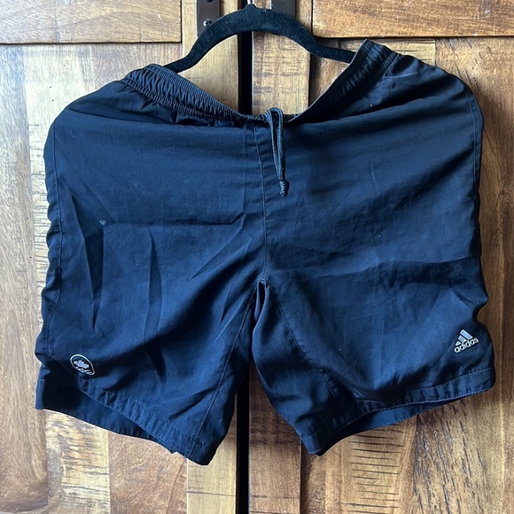 Adidas boys size 11/12 medium shorts - Picture 3 of 5